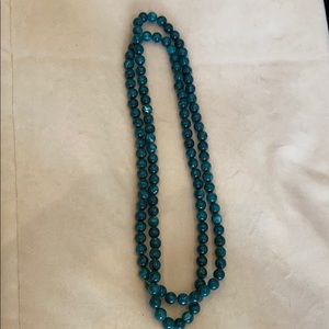 Top shop jade colored bead necklace